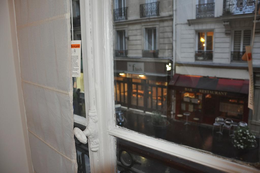District Republique Hotel Paris Eksteriør billede